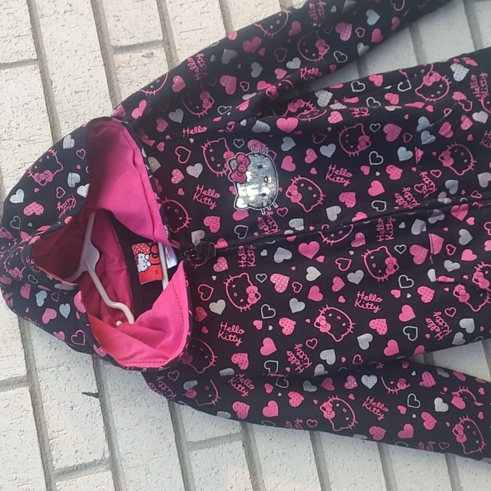 Hello Kitty Jacket - Picture 6 of 10